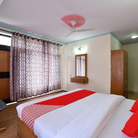 OYO 13387 Hotel Kartik Manāli Exterior foto