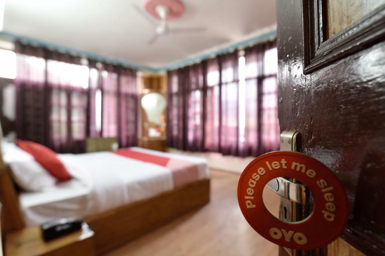 OYO 13387 Hotel Kartik Manāli Exterior foto